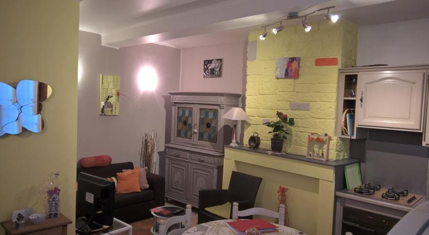 L'arras Square Maison Au Calme Avec Deux Arras